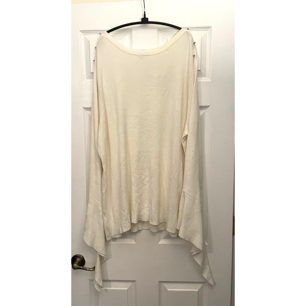 New‎ est 1946 sweater Size 26/28 Woman's Top Cream White Dramatic Long Sleeves